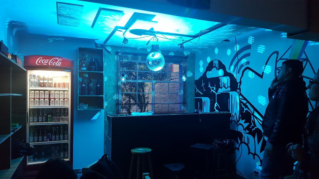 Social Hostel Café e Bar Curitiba Esterno foto